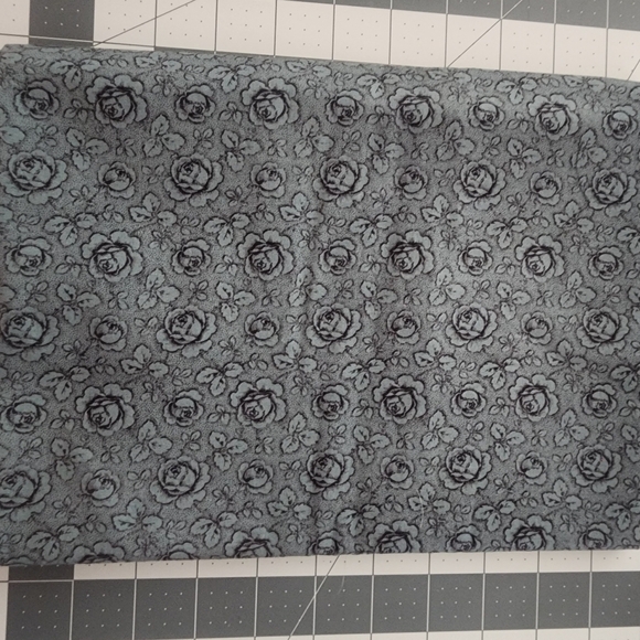 1.67 yards of Cranston Prints Green with Black Rose Highlights Cotton Fabric - Picture 2 of 3